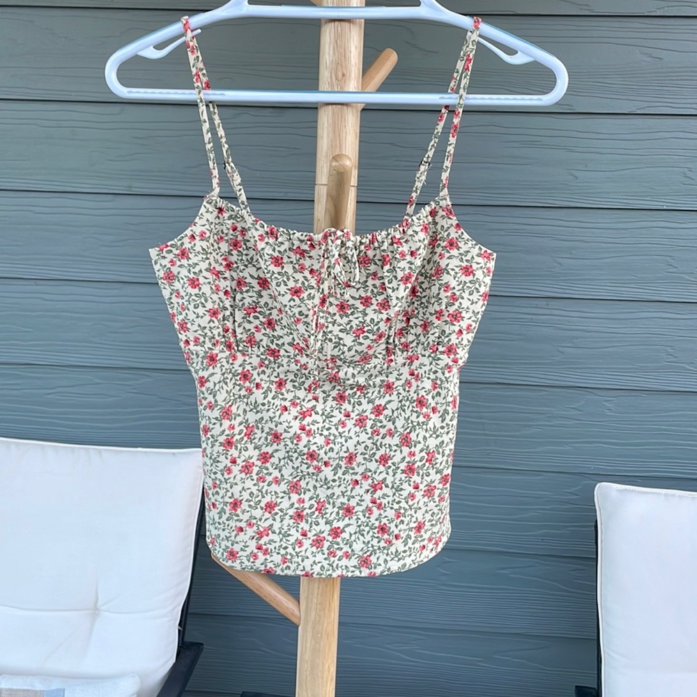 Abercrombie & Fitch Cropped Floral Cami
